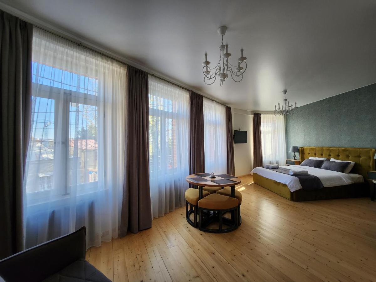 Apartamento Old Gold Anteon Tiflis Exterior foto