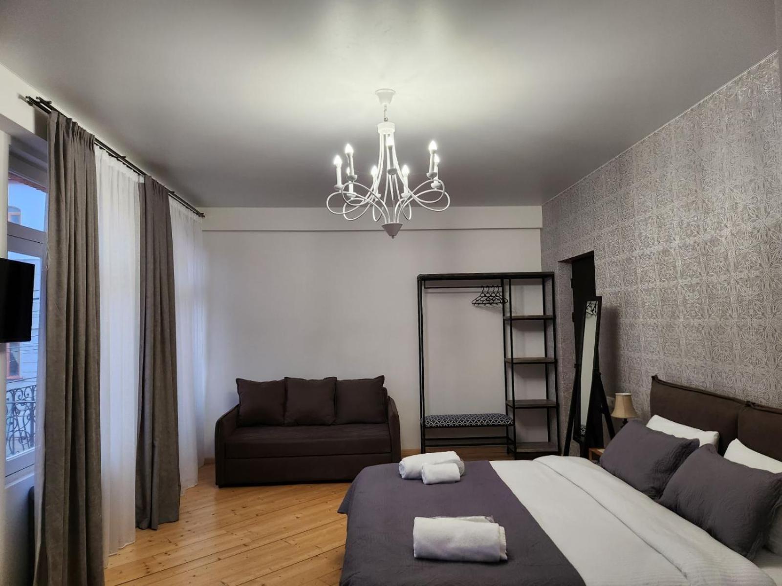 Apartamento Old Gold Anteon Tiflis Habitación foto